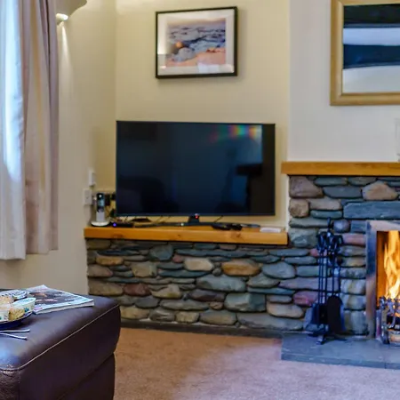 3 Bed In 82775