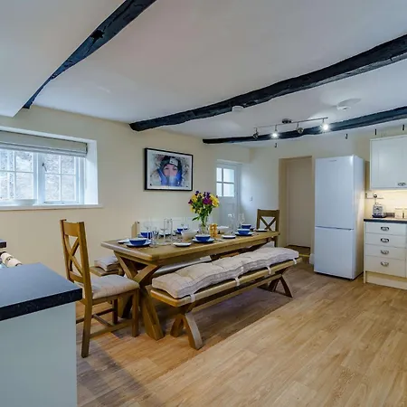 3 Bed In 82775 * 버터미어